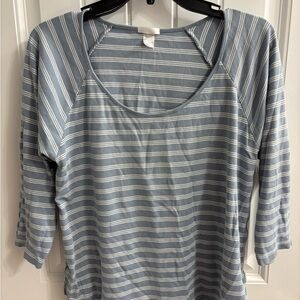 Lake 3/4 long top only